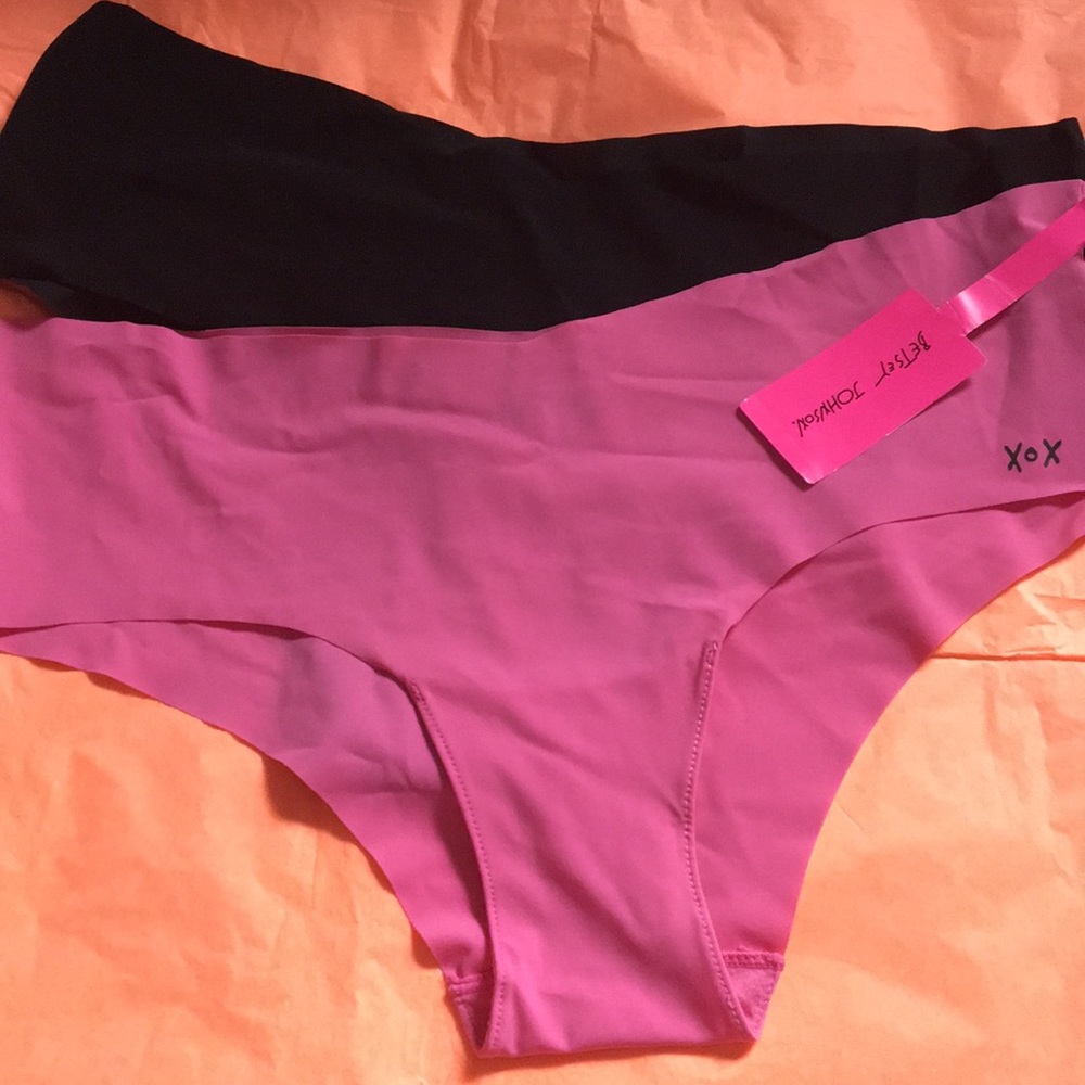 BETSEY JOHNSON 2 PK INVISIBLE HIPSTER Sz L NWT